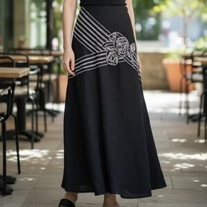 Edward Linen Blend Elegant Black Maxi Skirt with Rose Detail 6801